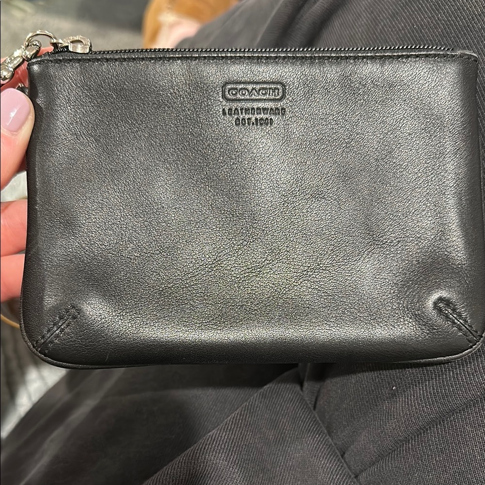 Coach Black Leather women’s wristlet